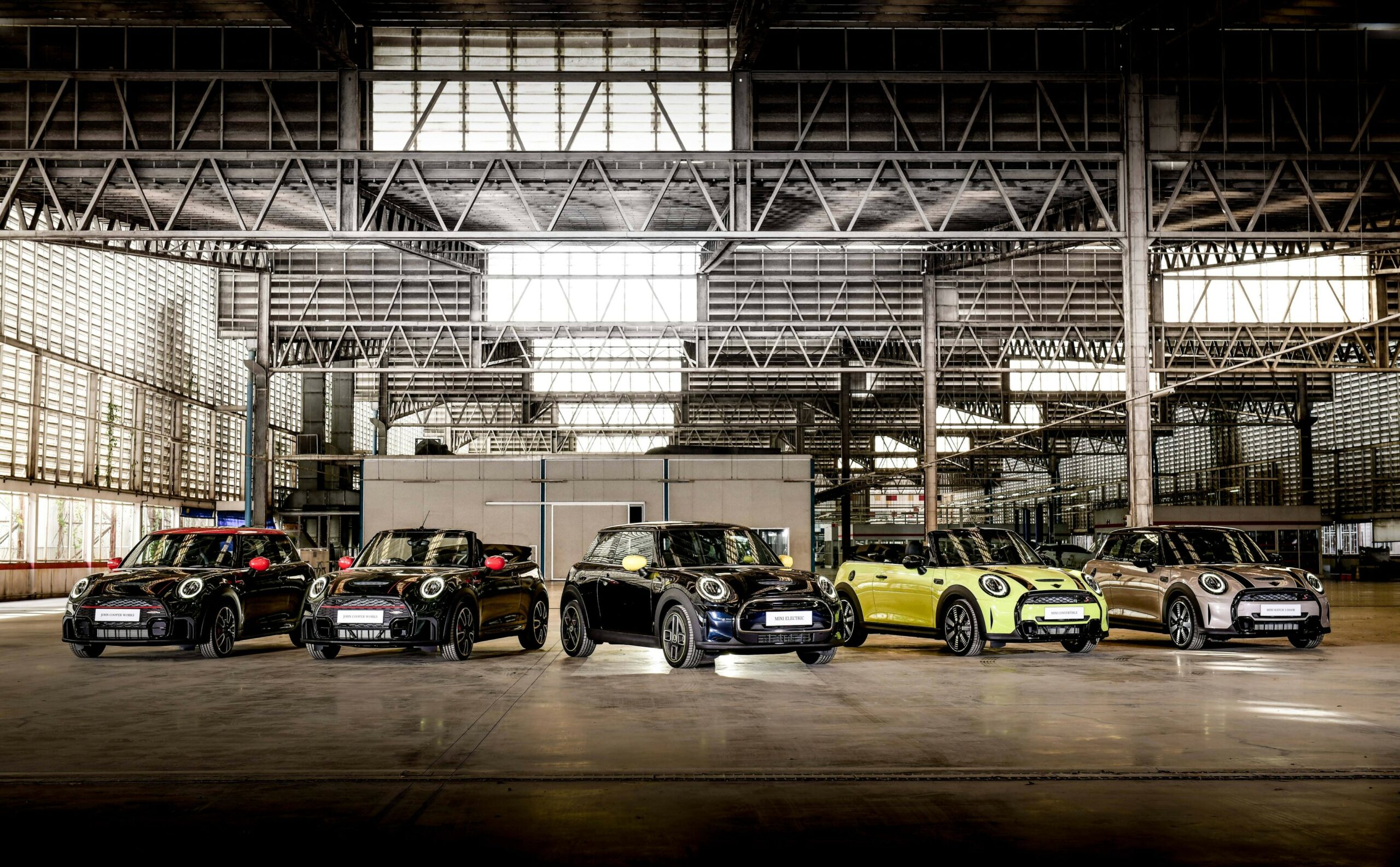 เปิดตัว "THE NEW ALL-ELECTRIC MINI" รถไฟฟ้า 100% มีอะไรน่าสนใจ ?