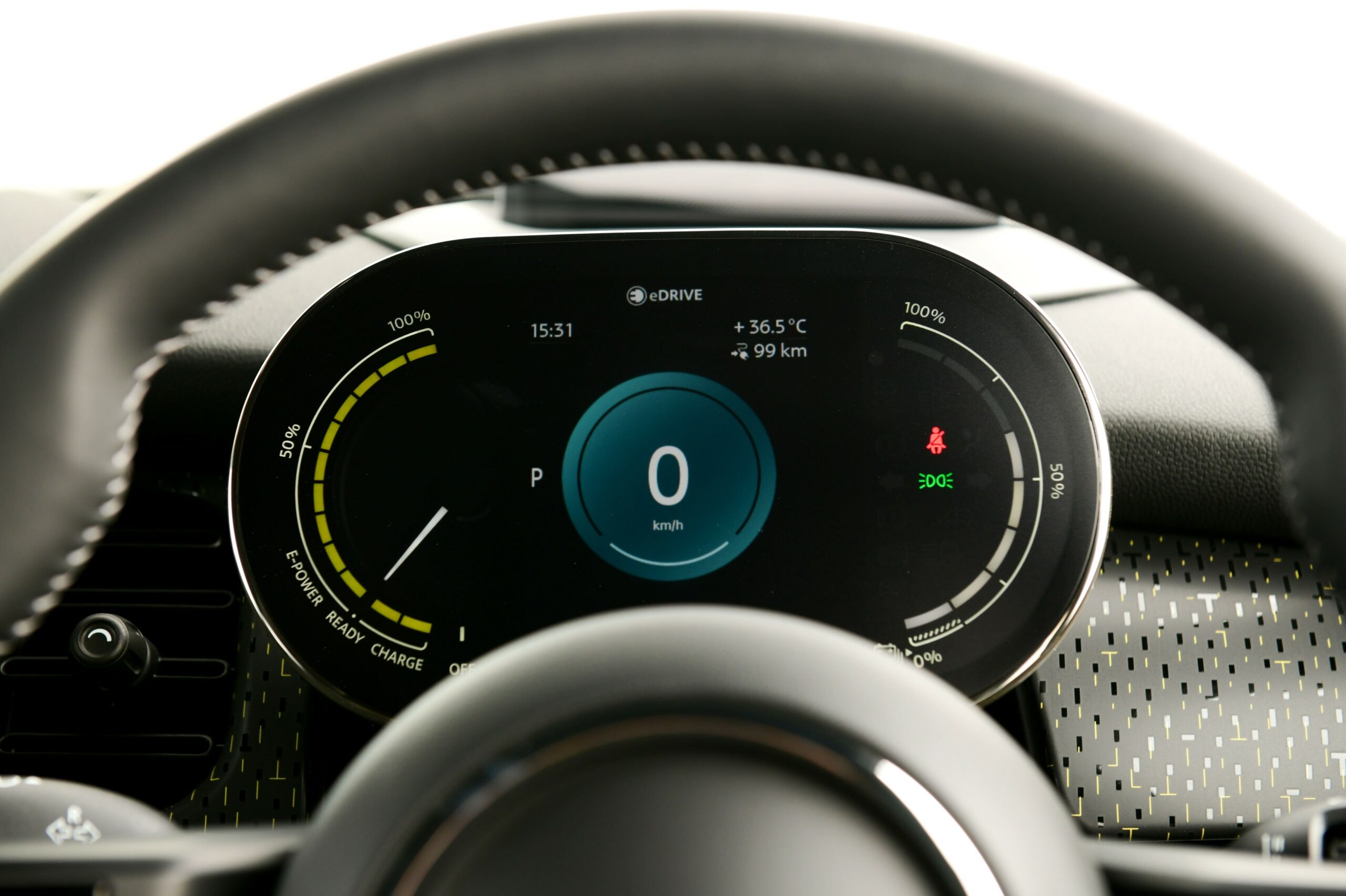 เปิดตัว "THE NEW ALL-ELECTRIC MINI" รถไฟฟ้า 100% มีอะไรน่าสนใจ ?